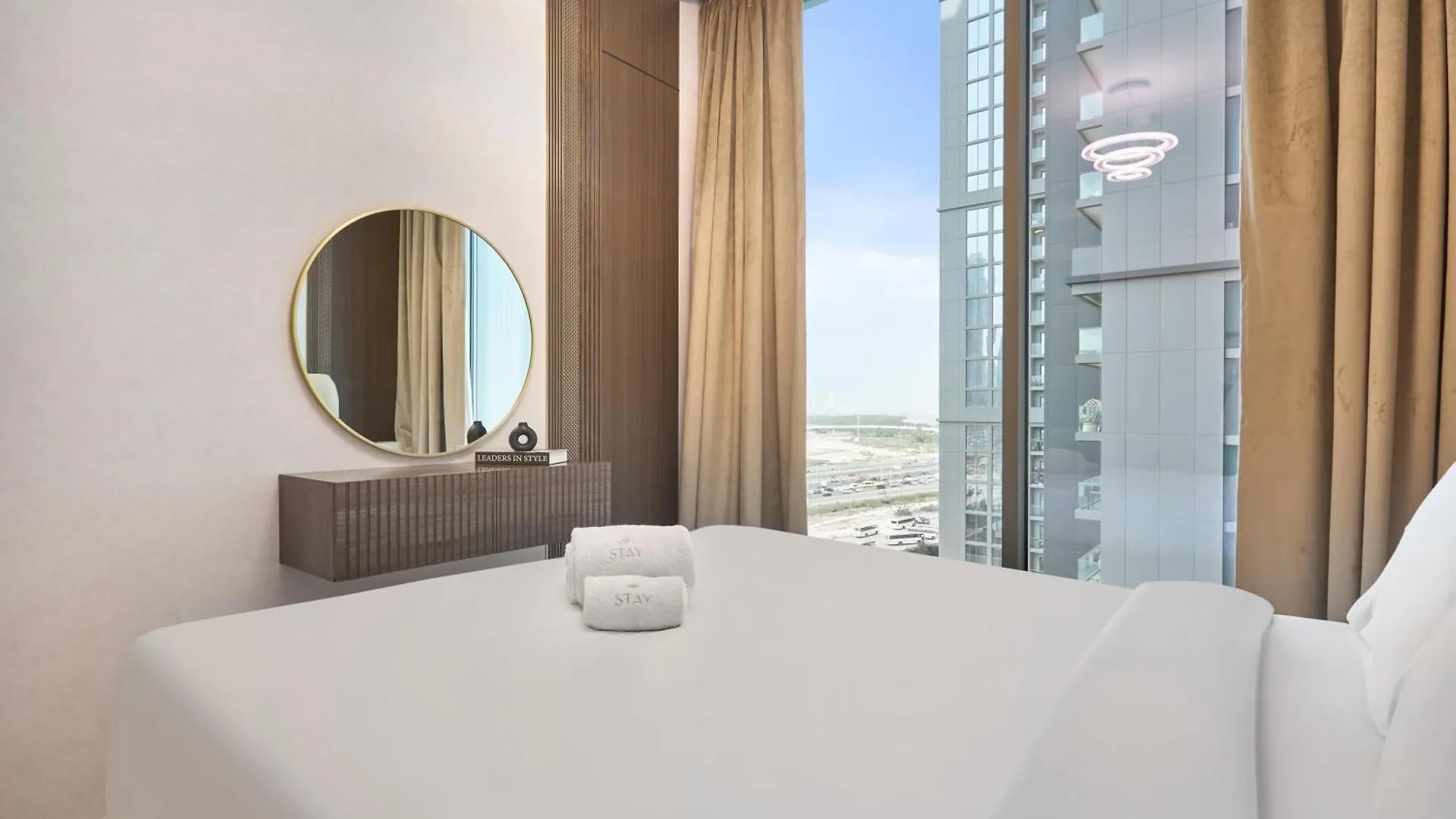 Stay By Latinem Luxury 1Br Holiday Home Cvra704 Near Downtown Dubai Apartment