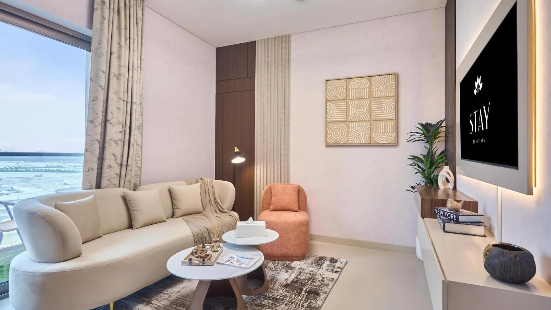 Stay By Latinem Luxury 1Br Holiday Home Cvra704 Near Downtown Dubai