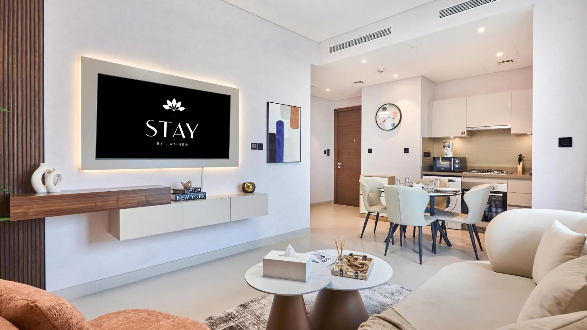 Stay By Latinem Luxury 1Br Holiday Home Cvra704 Near Downtown Dubai